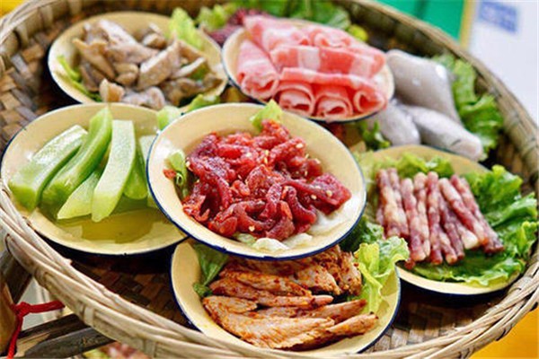 感受工业4.0 中国首个机器人学院在佛山成立_AG亚娱集团官方(图4) AG亚娱集团官方