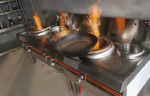 经常涂口红好吗 经常涂口红对身体有什么伤害?【AG亚娱集团官方】(图2) AG亚娱集团