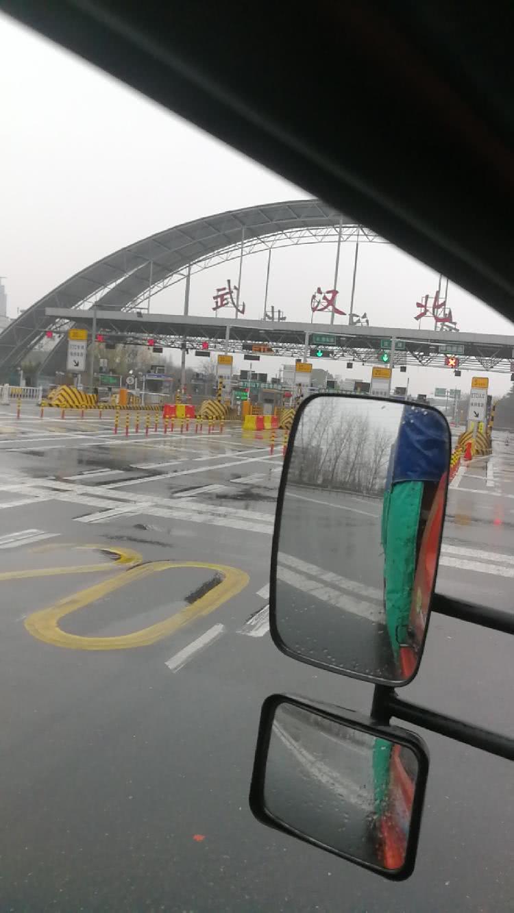 《飞砂风中转》香港首映 “古惑仔”再战江湖:ag亚娱官网(图1) AG亚娱集团官方