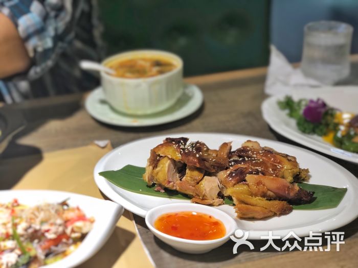 侯佩岑称婚姻就像在续约:只要老公对我好就续:AG亚娱集团(图2) ag亚娱官网