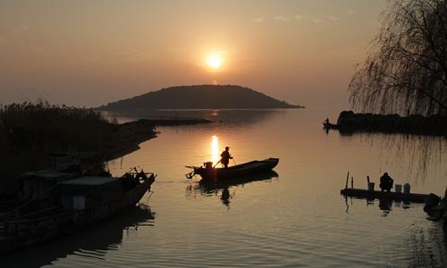 “AG亚娱集团”两院院士与药大专家支招中国新药研发未来之路(图1) AG亚娱集团官方