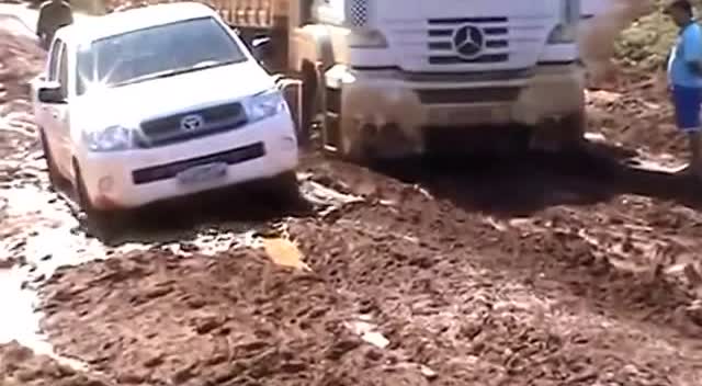 AG亚娱集团|郑州经开区第一幼儿园成立家长义工队为幸福童年护航(图2) AG亚娱集团官方