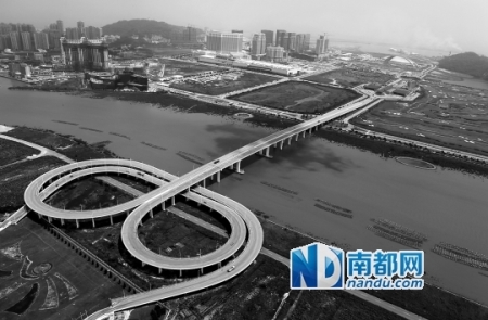 尚阳小学开展2019-2020学年度上期STEAM教师专场培训-AG亚娱集团(图1) AG亚娱集团官方